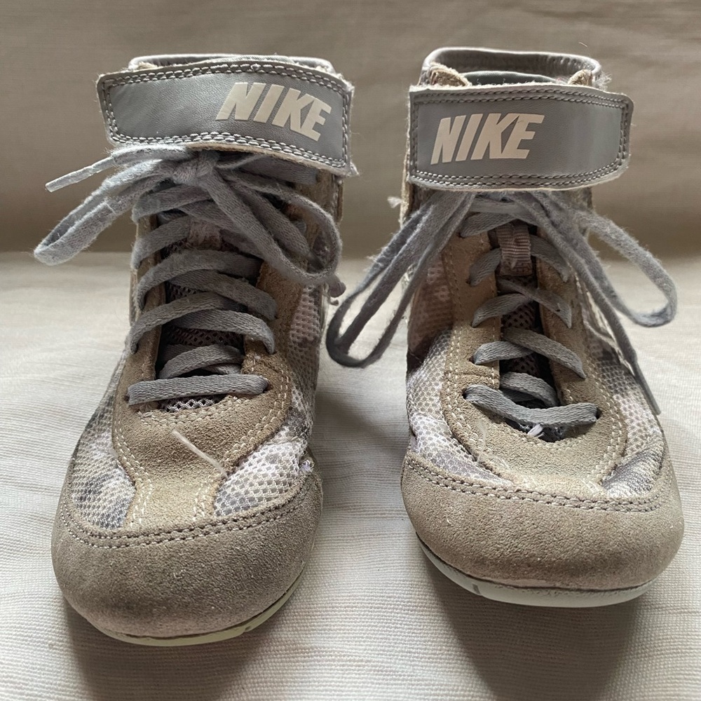 Nike SPEEDSWEEP 7 GS 'WOLF GREY DIGI CAMO' Wrestling Shoes Size 1Y